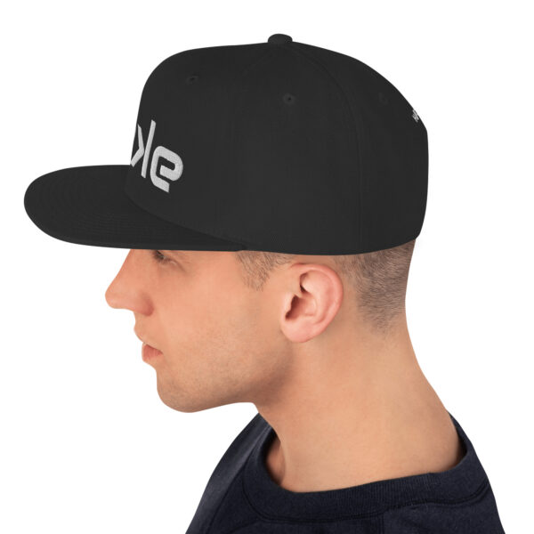 deke White Embroidery Flat Brim Snapback Hat - Image 4